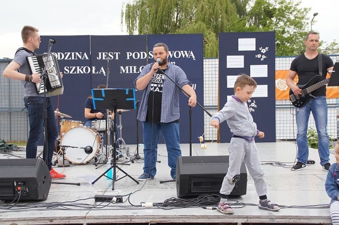 Festyn na 25-lecie SM Centrum - zdjęcie #76 - eOstroleka.pl