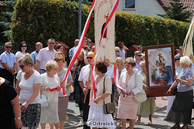 Boże Ciało 2017 w parafii pw. NMP Królowej Rodzin [15.06.2017] - zdjęcie #15 - eOstroleka.pl