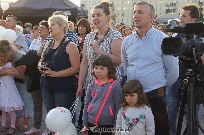 Koncert uwielbienia „Zjednoczeni dla Miłości” po raz trzeci w Ostrołęce [WIDEO, ZDJĘCIA] - zdjęcie #31 - eOstroleka.pl