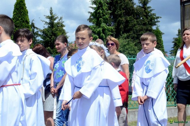 Procesja Bożego Ciała w Kadzidle [15.06.2017] - zdjęcie #36 - eOstroleka.pl