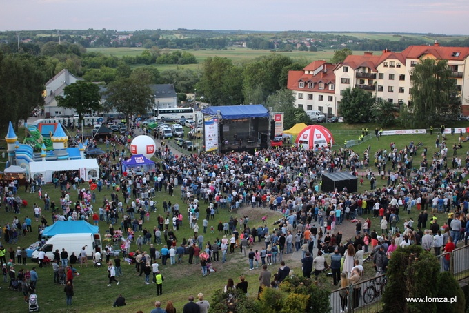Tłumy imprezowiczów na Dniach Łomży. Zagrał zespół Akcent [ZDJĘCIA] - zdjęcie #36 - eOstroleka.pl