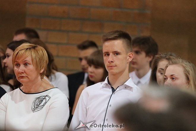 Zakończenie roku szkolnego III klas Gimnazjum nr 1 [22.06.2017] - zdjęcie #12 - eOstroleka.pl