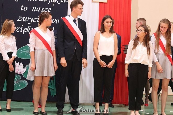 Zakończenie roku szkolnego III klas Gimnazjum nr 1 [22.06.2017] - zdjęcie #49 - eOstroleka.pl