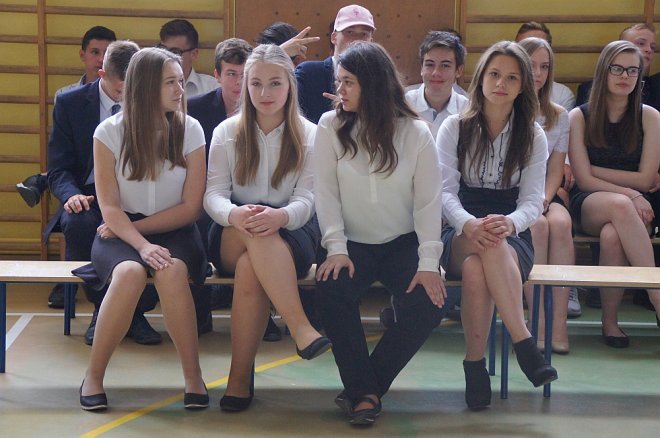Zakończenie roku klas III w Gimnazjum nr 3 [22.06.2017] - zdjęcie #38 - eOstroleka.pl