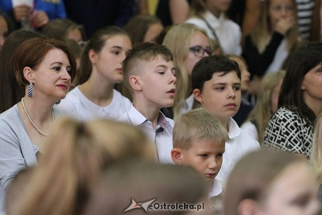 Zakończenie roku szkolnego w Szkole Podstawowej nr 1 [23.06.2017] - zdjęcie #14 - eOstroleka.pl