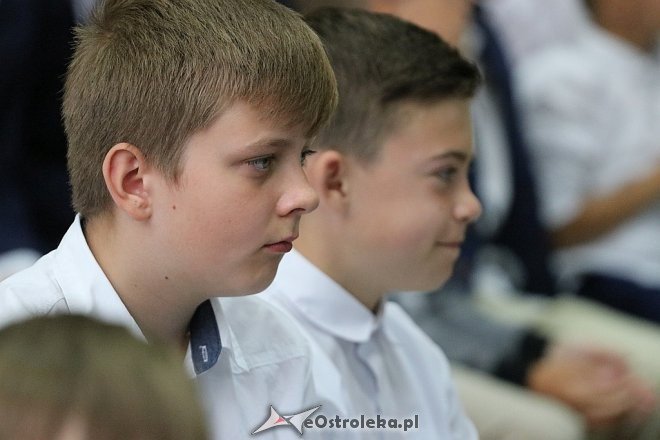 Zakończenie roku szkolnego w Szkole Podstawowej nr 1 [23.06.2017] - zdjęcie #23 - eOstroleka.pl