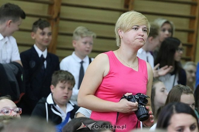 Zakończenie roku szkolnego w Szkole Podstawowej nr 1 [23.06.2017] - zdjęcie #26 - eOstroleka.pl