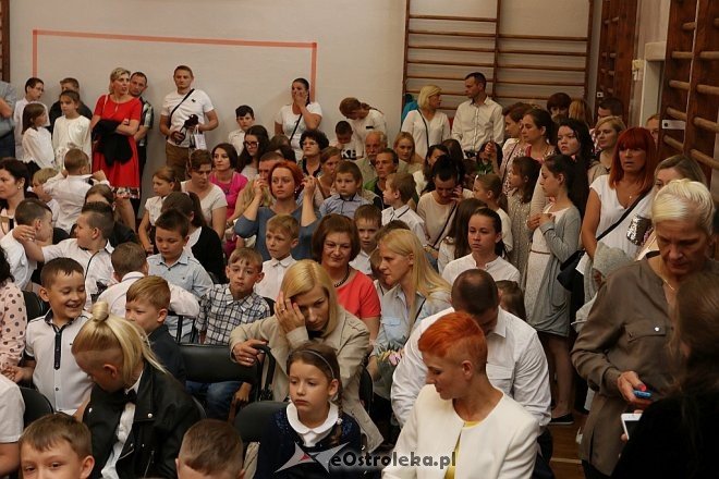 Zakończenie roku szkolnego w Szkole Podstawowej nr 5 [23.06.2017] - zdjęcie #3 - eOstroleka.pl