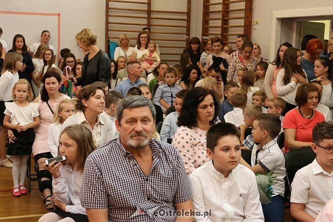 Zakończenie roku szkolnego w Szkole Podstawowej nr 5 [23.06.2017] - zdjęcie #13 - eOstroleka.pl