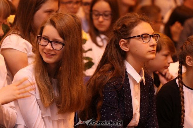 Zakończenie roku szkolnego w Szkole Podstawowej nr 10 [23.06.2017] - zdjęcie #44 - eOstroleka.pl