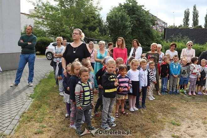Otwarcie placu zabaw w Przedszkolu Miejskim nr 8 [26.06.2017] - zdjęcie #18 - eOstroleka.pl