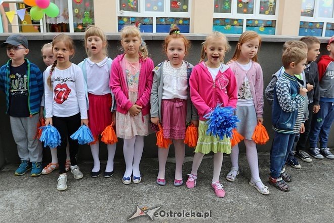 Otwarcie placu zabaw w Przedszkolu Miejskim nr 8 [26.06.2017] - zdjęcie #36 - eOstroleka.pl