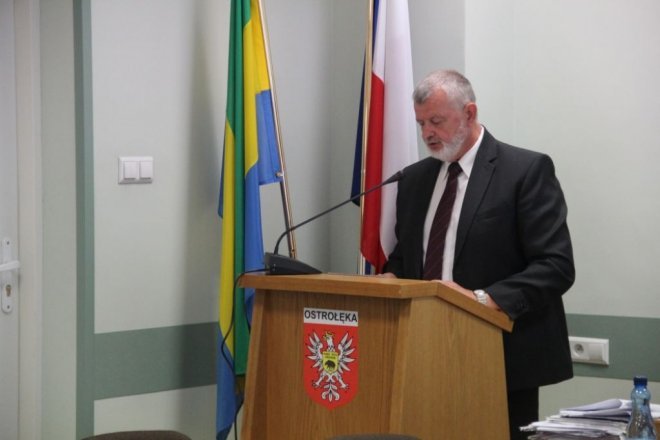 Prezydent Kotowski ze statuetką „Lider Zarządzania Miastem 2016” [ZDJĘCIA] - zdjęcie #1 - eOstroleka.pl