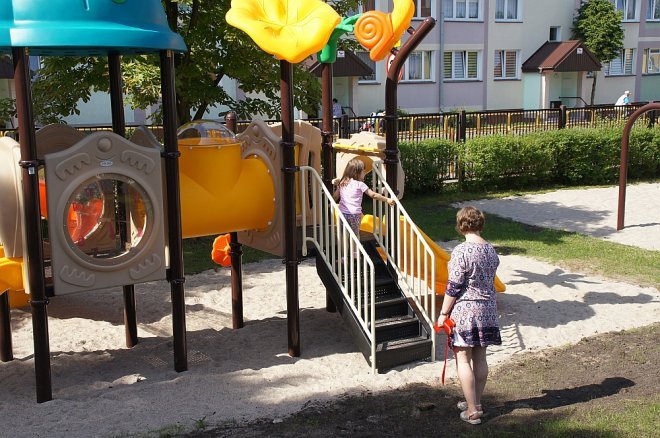 Budżet Obywatelski 2017: Przedszkole Miejskie nr 15 z nowym placem zabaw [ZDJĘCIA] - zdjęcie #32 - eOstroleka.pl