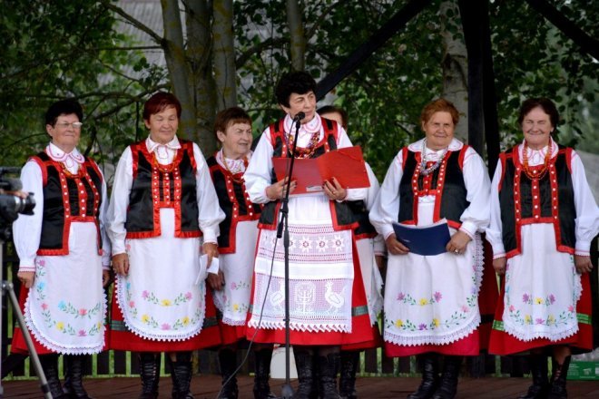 Festyn rodzinny w Babie [ZDJĘCIA] - zdjęcie #1 - eOstroleka.pl