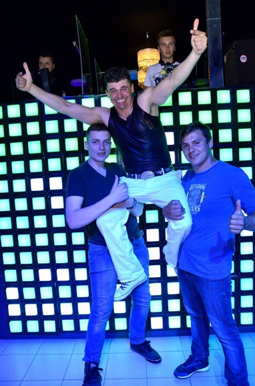 Tomasz Niecik wystąpił w Clubie Ibiza Zalesie [ZDJĘCIA] - zdjęcie #22 - eOstroleka.pl