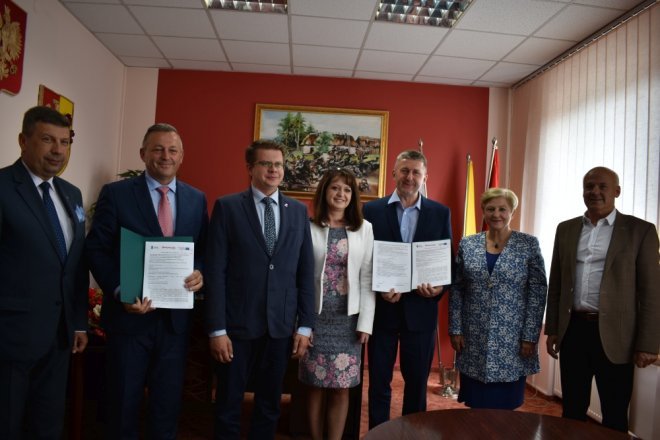 Uroczyste podpisanie umowy w Starostwie Powiatowym [13.07.2017] - zdjęcie #6 - eOstroleka.pl