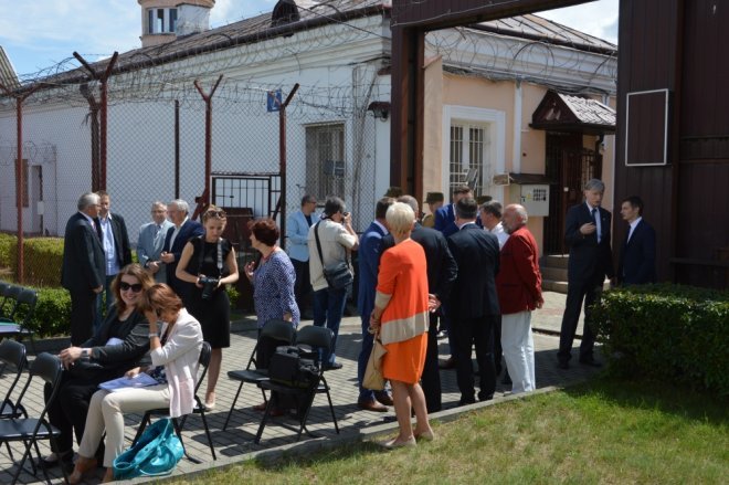 Uroczyste podpisanie umowy na budowę MŻW [14.07.2017] - zdjęcie #2 - eOstroleka.pl