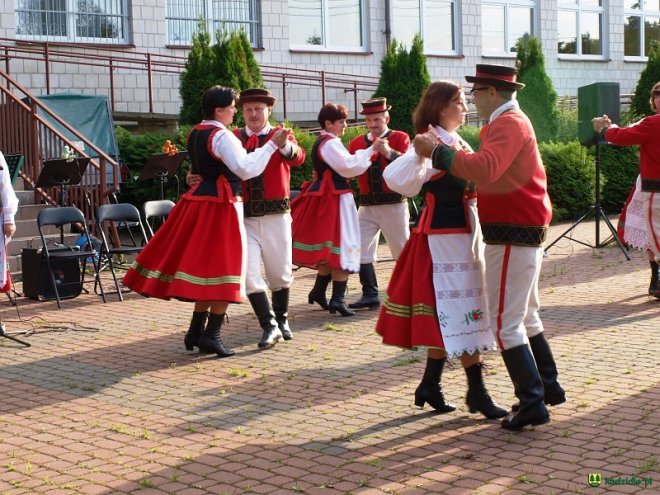 Jubileusz Ludowego Zespołu Pieśni i Tańca „Wach” [ZDJĘCIA] - zdjęcie #55 - eOstroleka.pl