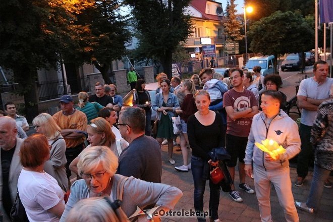 Protest w obronie wolnych sądów w Ostrołęce [21.07.2017] - zdjęcie #17 - eOstroleka.pl