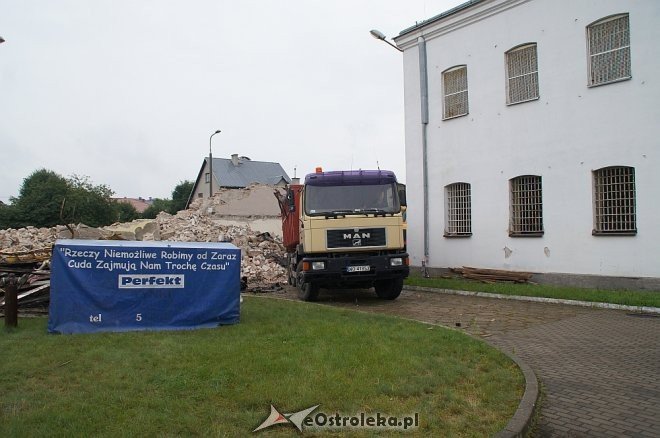 Ekipy budowlane rozpoczęły prace nad Muzeum Żołnierzy Wyklętych [ZDJĘCIA] - zdjęcie #2 - eOstroleka.pl