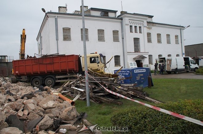 Ekipy budowlane rozpoczęły prace nad Muzeum Żołnierzy Wyklętych [ZDJĘCIA] - zdjęcie #16 - eOstroleka.pl