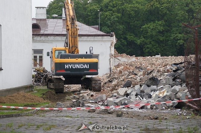 Ekipy budowlane rozpoczęły prace nad Muzeum Żołnierzy Wyklętych [ZDJĘCIA] - zdjęcie #19 - eOstroleka.pl