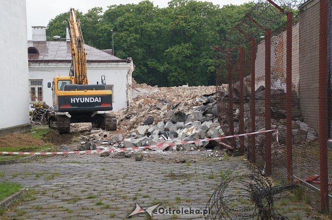 Ekipy budowlane rozpoczęły prace nad Muzeum Żołnierzy Wyklętych [ZDJĘCIA] - zdjęcie #20 - eOstroleka.pl