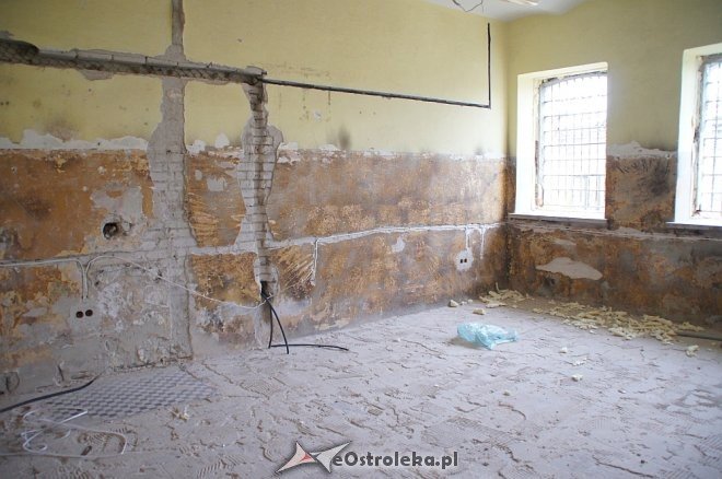 Ekipy budowlane rozpoczęły prace nad Muzeum Żołnierzy Wyklętych [ZDJĘCIA] - zdjęcie #27 - eOstroleka.pl