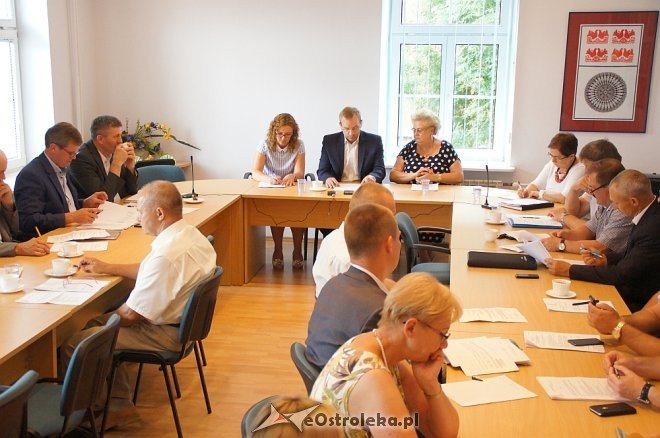 XXXV sesja Rady Powiatu w Ostrołęce [02.08.2017] - zdjęcie #30 - eOstroleka.pl