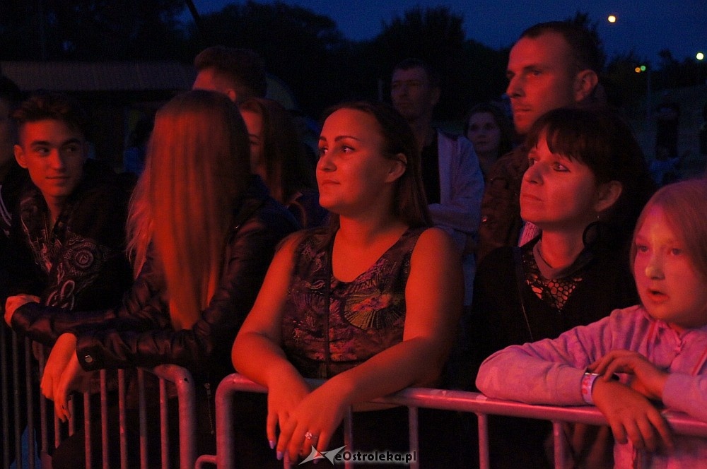 Koncert Manchester podczas festynu Cud nad Narwią [12.08.2017] - zdjęcie #13 - eOstroleka.pl