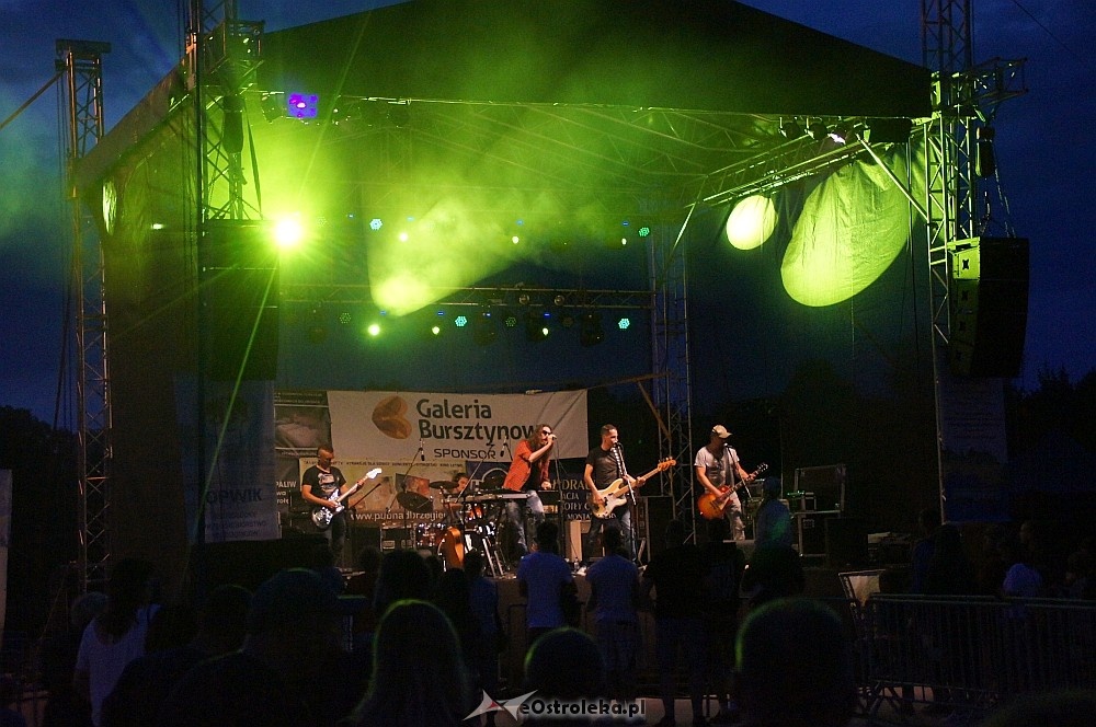 Koncert Manchester podczas festynu Cud nad Narwią [12.08.2017] - zdjęcie #47 - eOstroleka.pl