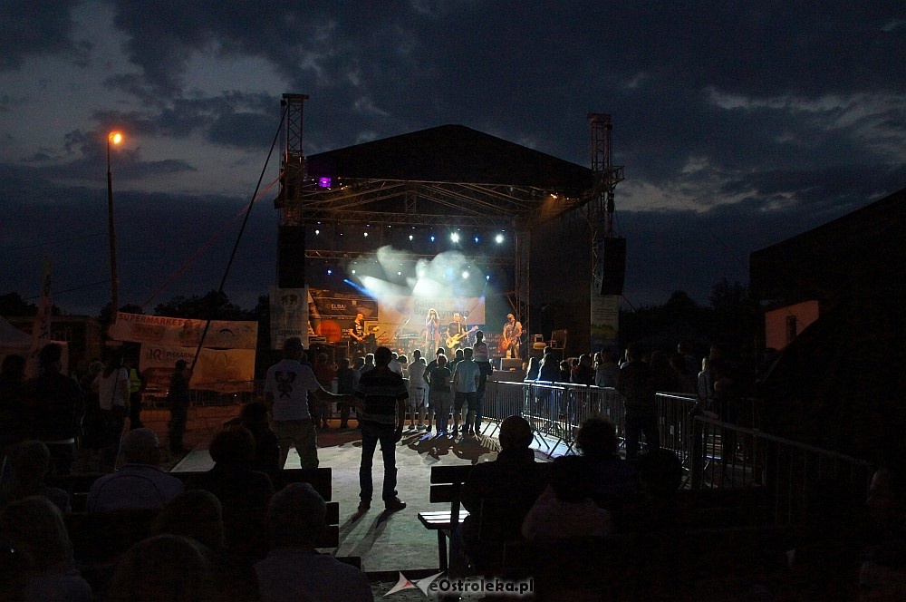 Koncert Manchester podczas festynu Cud nad Narwią [12.08.2017] - zdjęcie #54 - eOstroleka.pl