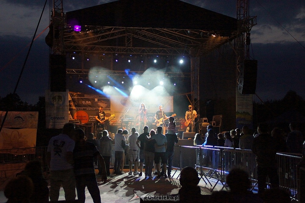 Koncert Manchester podczas festynu Cud nad Narwią [12.08.2017] - zdjęcie #55 - eOstroleka.pl