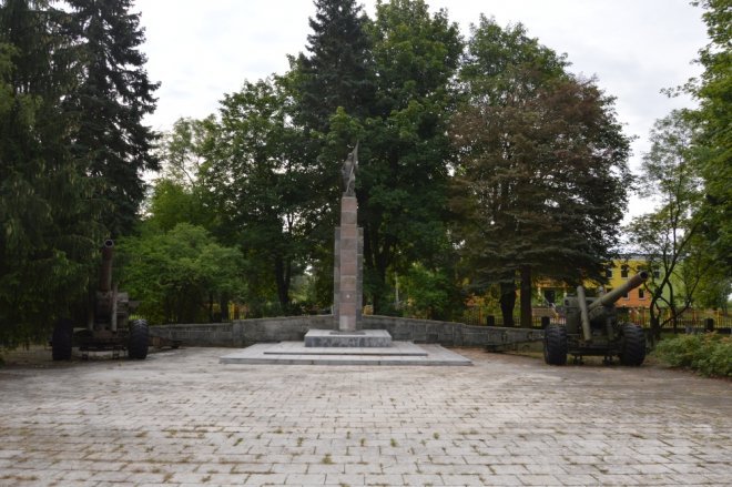 Cmentarz w Wojciechowicach - zdjęcie #6 - eOstroleka.pl