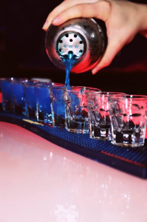 Bungee Party na zakończenie wakacji w Clubie Ibiza Zalesie [ZDJĘCIA] - zdjęcie #26 - eOstroleka.pl