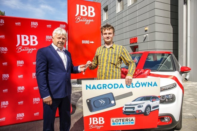 Loteria na 4 koła od JBB rozstrzygnięta. Piotr z Serocka wygrał citroena c3 [ZDJĘCIA] - zdjęcie #6 - eOstroleka.pl