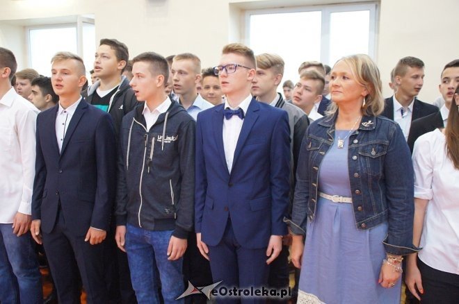 Rozpoczęcie roku szkolnego 2017/2018 w ZSZ nr 1 [04.09.2017] - zdjęcie #16 - eOstroleka.pl