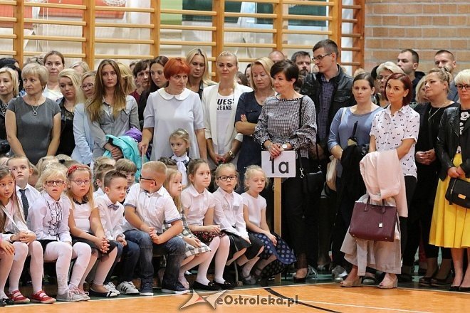 Rozpoczęcie roku szkolnego w Szkole Podstawowej nr 5 [04.09.2017] - zdjęcie #27 - eOstroleka.pl