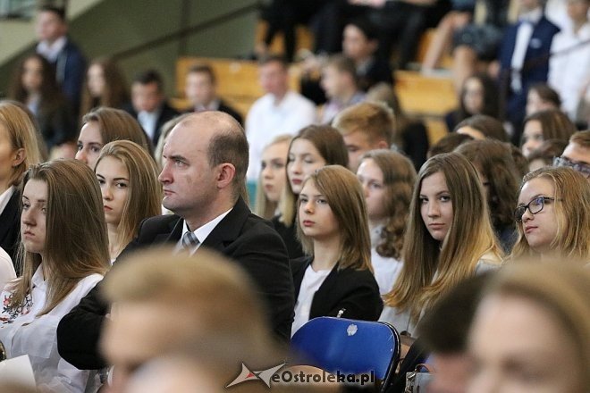 Rozpoczęcie roku szkolnego w I Liceum Ogólnokształcącym [04.09.2017] - zdjęcie #7 - eOstroleka.pl