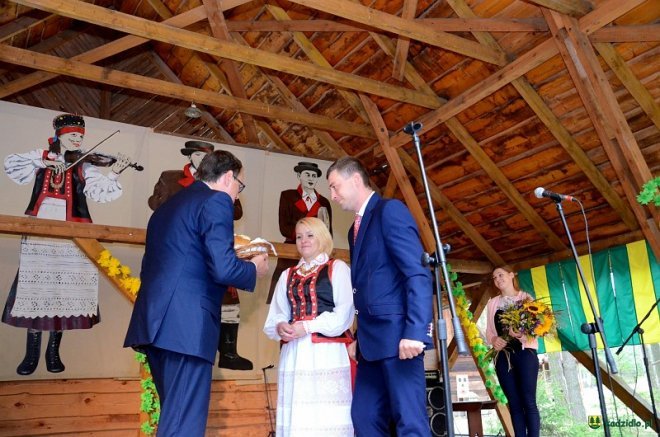 Dożynki gminno-parafialne w Kadzidle [03.09.2017] - zdjęcie #5 - eOstroleka.pl