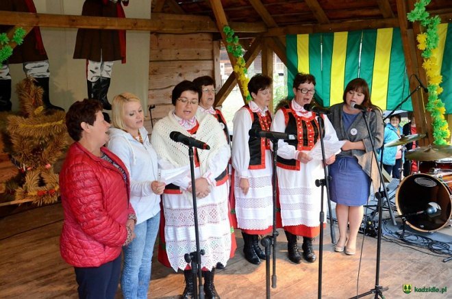 Dożynki gminno-parafialne w Kadzidle [03.09.2017] - zdjęcie #45 - eOstroleka.pl