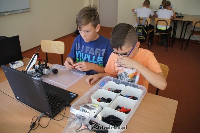 Ostrołęka: Budowali ruchome katapulty z kloców LEGO [WIDEO, ZDJĘCIA] - zdjęcie #3 - eOstroleka.pl