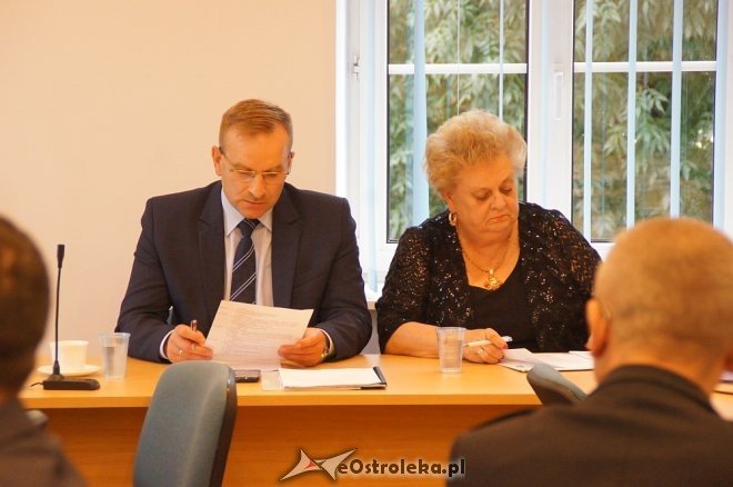 XXXVI sesja Rady Powiatu w Ostrołęce [12.09.2017] - zdjęcie #2 - eOstroleka.pl