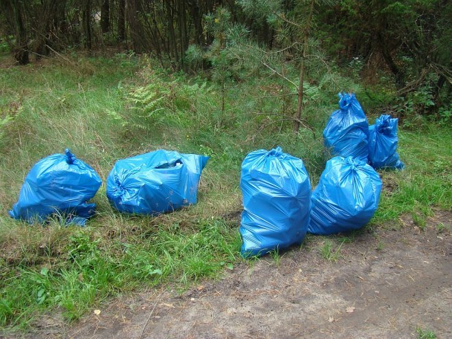 Akcja Sprzątania Świata w gminie Olszewo-Borki [ZDJĘCIA] - zdjęcie #13 - eOstroleka.pl