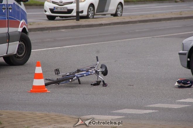 Potrącenie rowerzysty na ulicy Witosa w Ostrołęce [25.09.2017] - zdjęcie #11 - eOstroleka.pl