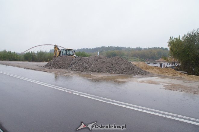 Ostrołęka: Dziś wojsko zaczyna montaż tymczasowego mostu na Narwi [03.10.2017] - zdjęcie #3 - eOstroleka.pl