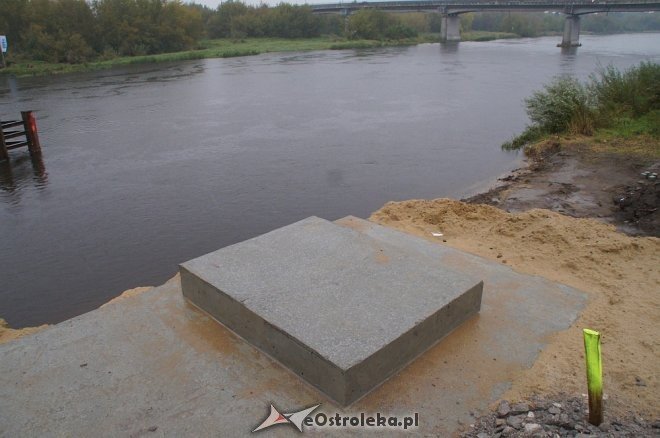 Ostrołęka: Dziś wojsko zaczyna montaż tymczasowego mostu na Narwi [03.10.2017] - zdjęcie #15 - eOstroleka.pl