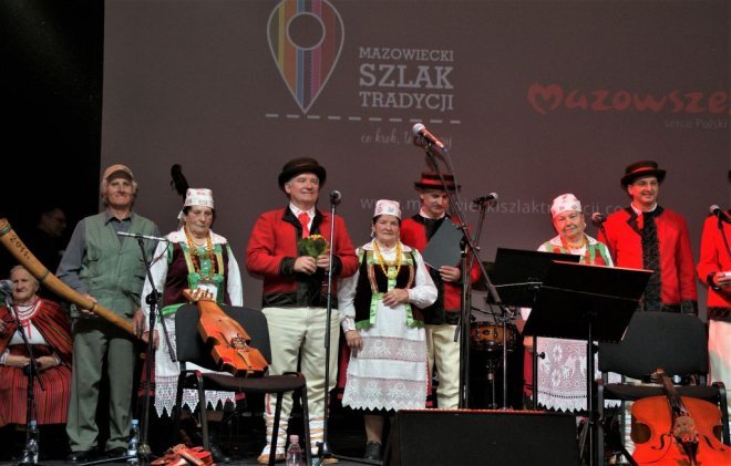 Śpiewacy z Czarni i Bandyś na Festiwalu Skrzyżowaniu Kultur [ZDJĘCIA] - zdjęcie #6 - eOstroleka.pl