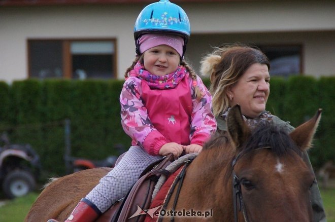 Przedszkolaki z Krainy Misiów w stadninie koni Mustang [ZDJĘCIA] - zdjęcie #84 - eOstroleka.pl